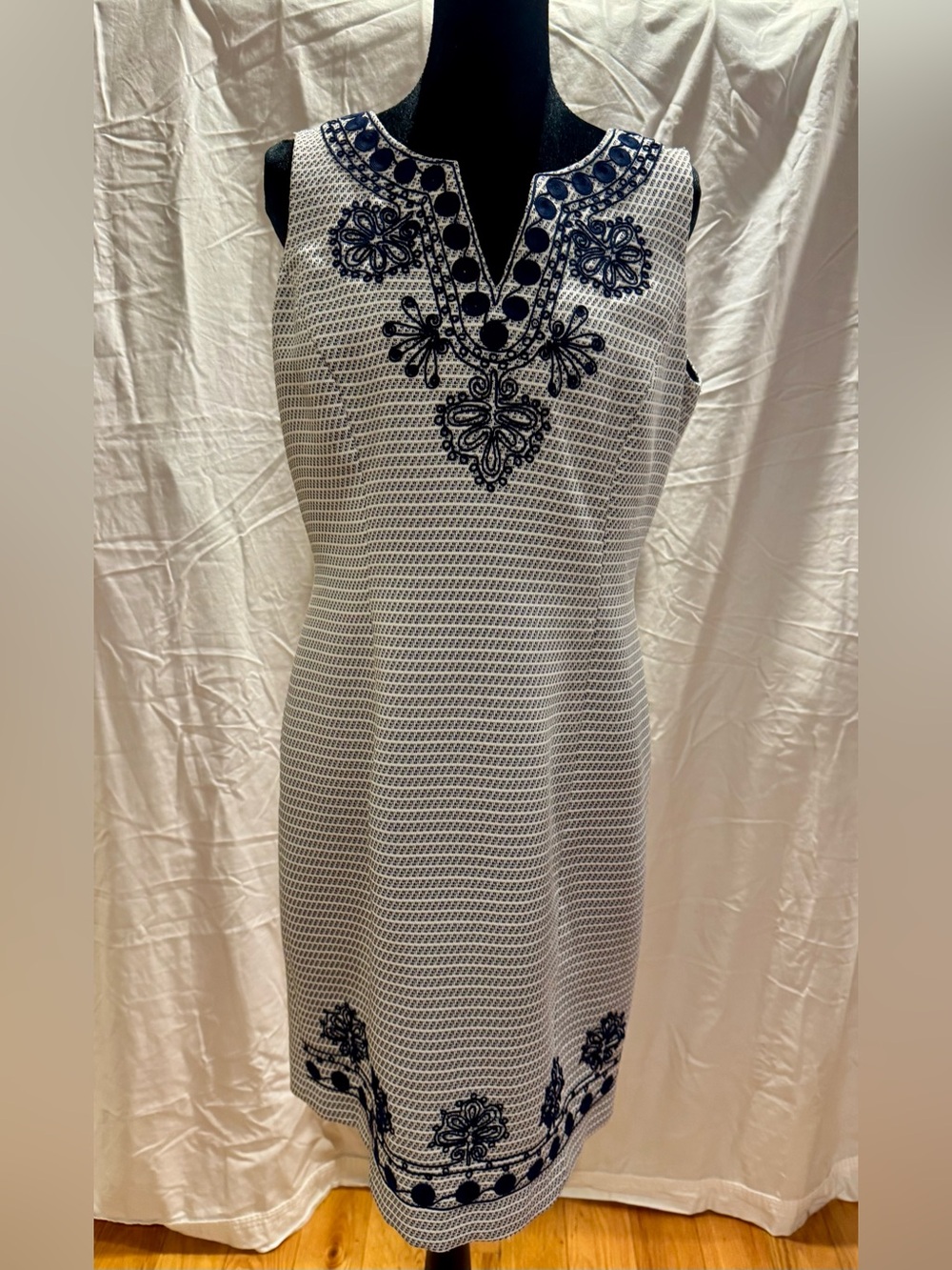 Katherine Kelly "Ally" Embroidered Jacquard Dress